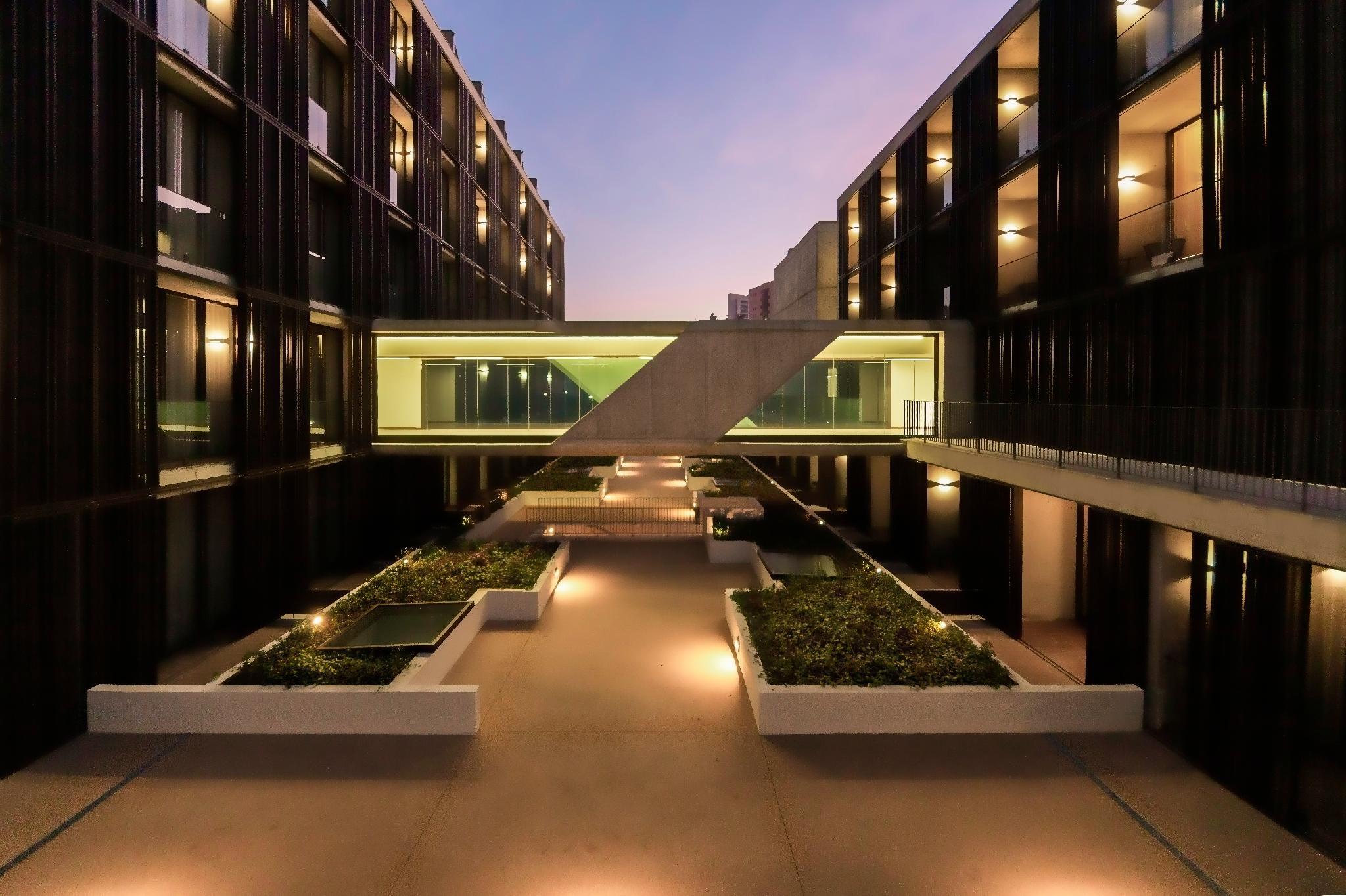 Curio Collection By Hilton Boeira Garden Hotel Porto Portug 빌라노바데가이아 외부 사진